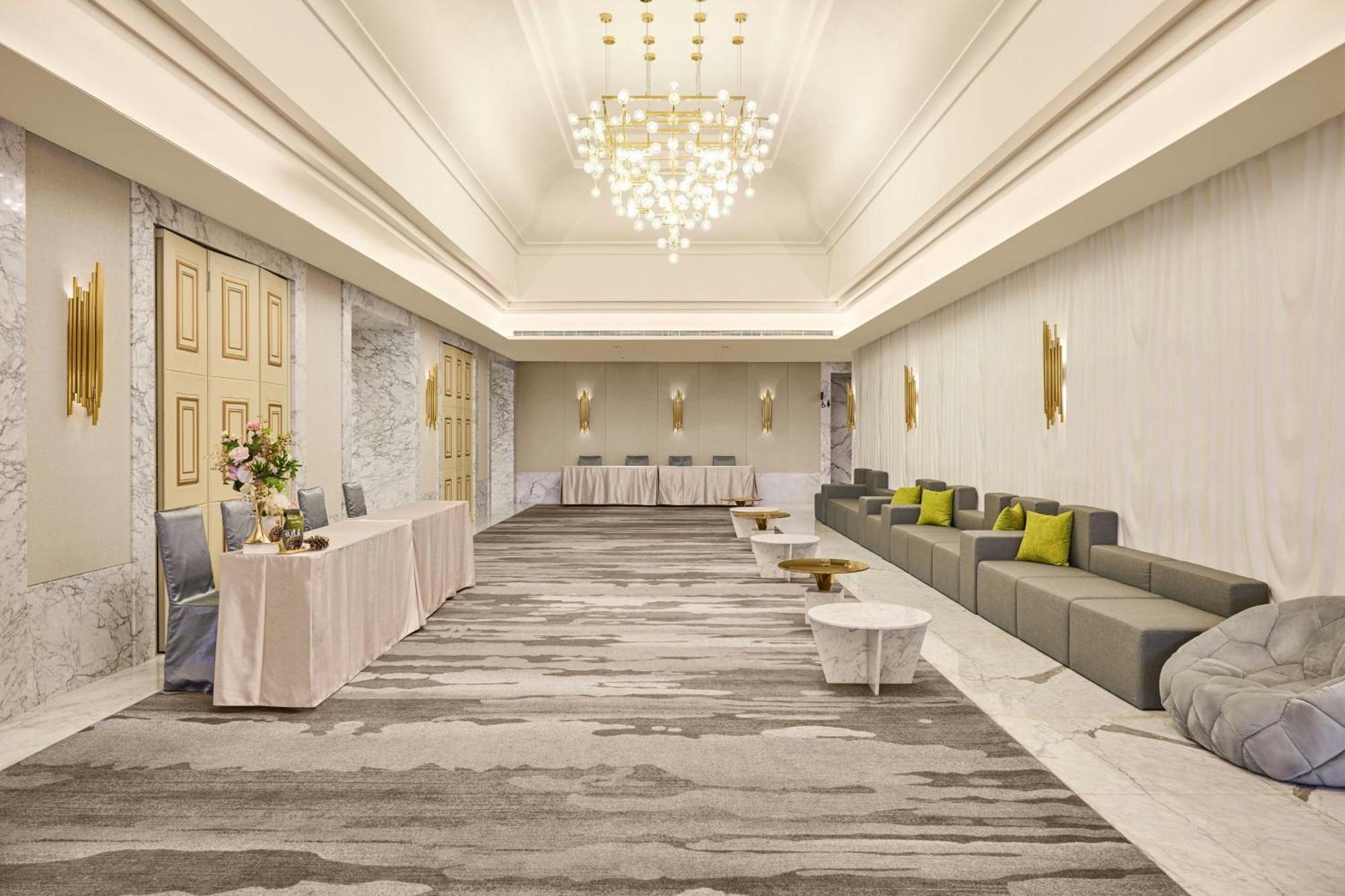 Le Meridien Тайчжун Экстерьер фото The Grand Ballroom Foyer