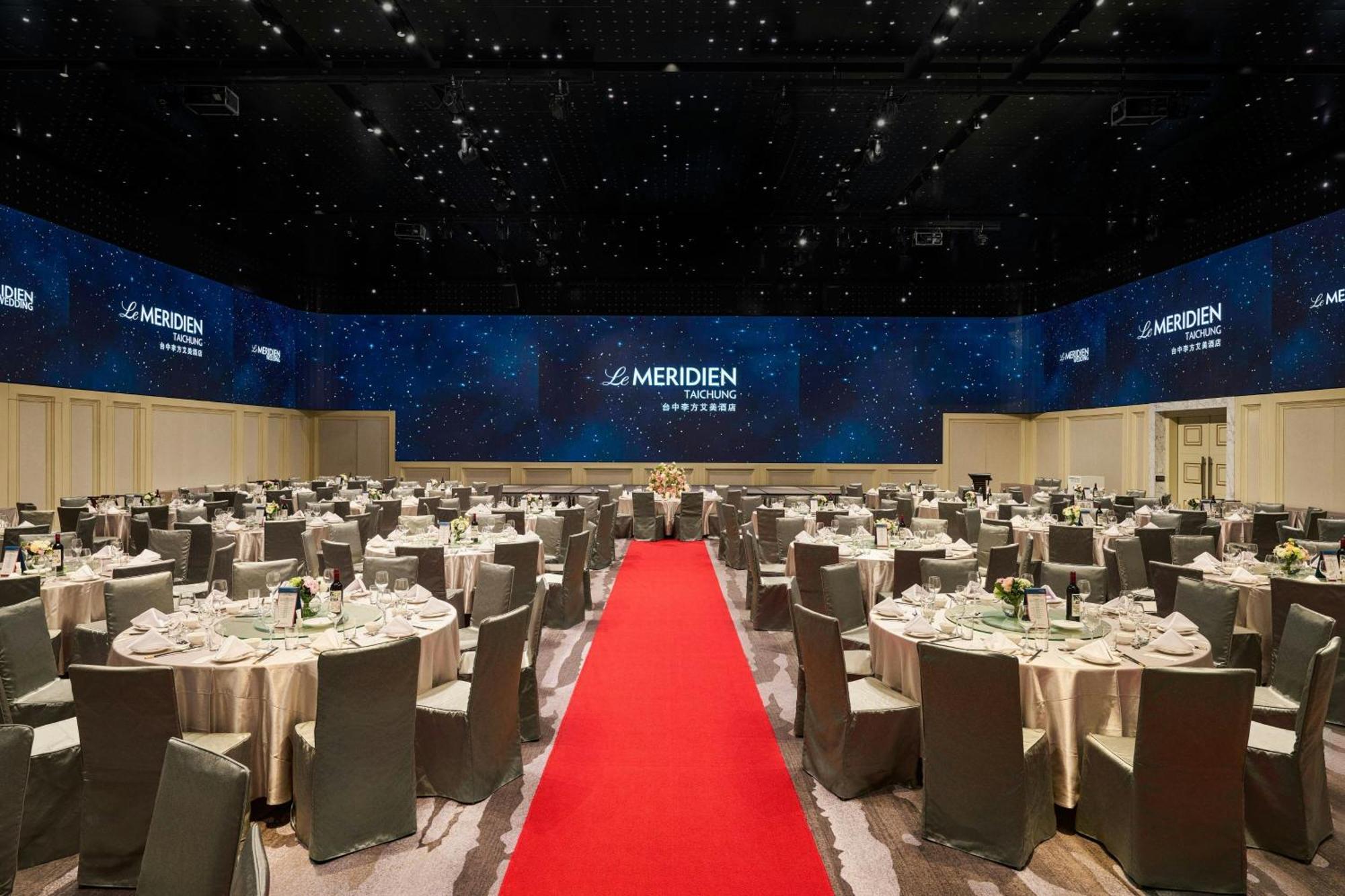 Le Meridien Тайчжун Экстерьер фото The Grand Ballroom